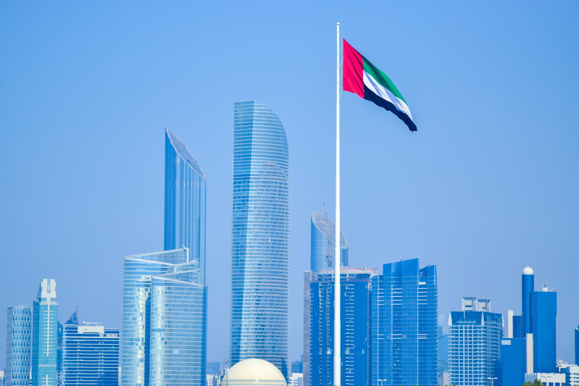 Why to Invest In Dubai Real Estate